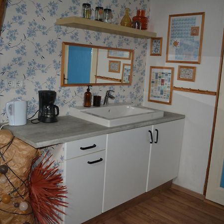 Tintaglia, Betaalbaar En Gastvrij Bed & Breakfast สตัดส์คานาล ภายนอก รูปภาพ