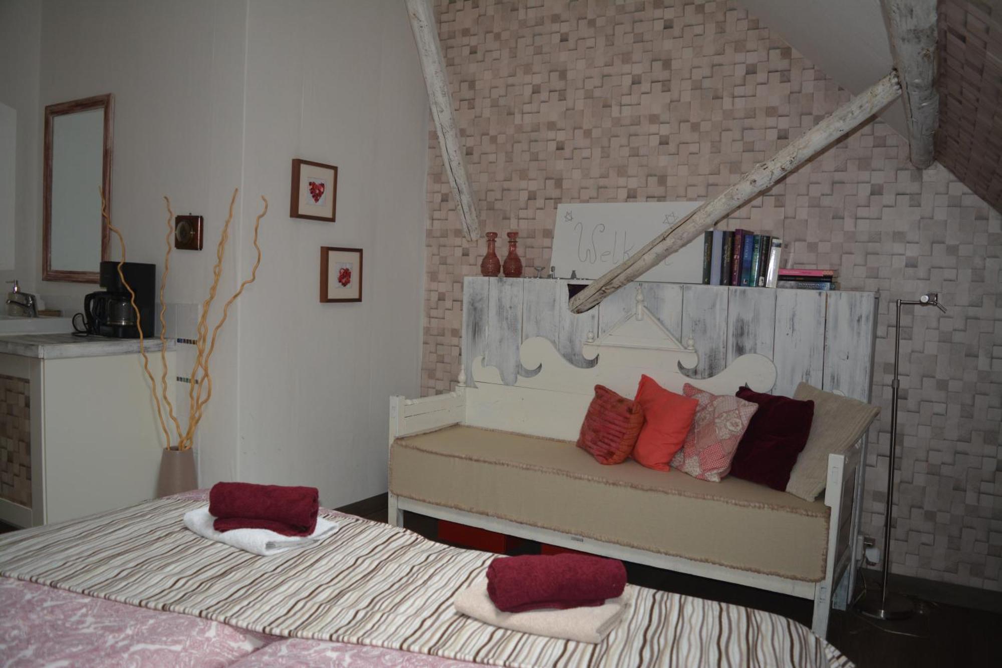 Tintaglia, Betaalbaar En Gastvrij Bed & Breakfast สตัดส์คานาล ภายนอก รูปภาพ